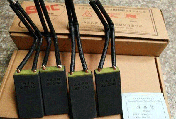 導(dǎo)致直流電機(jī)的碳刷發(fā)生故障的兩個(gè)主要因素。